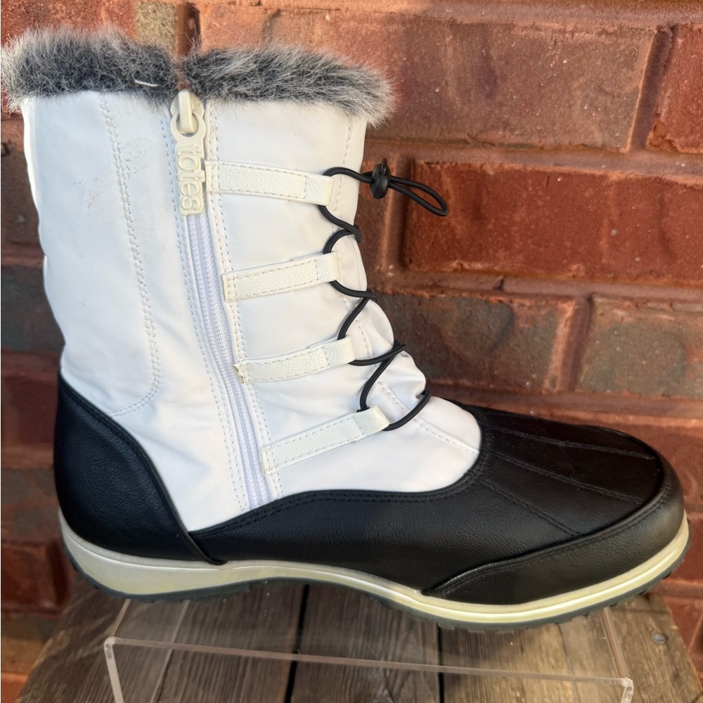 Totes Weatherproof Adele Winter Snow Boots Womens Size 10 White Black Fur Lined - Picture 8 of 16